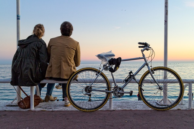 Gør væggen til din cykels nye bedste ven: En guide til væghængte cykelstativer